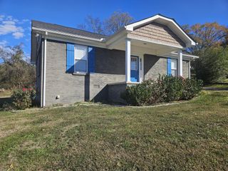 215 Smotherman Ave, Carthage, TN 37030