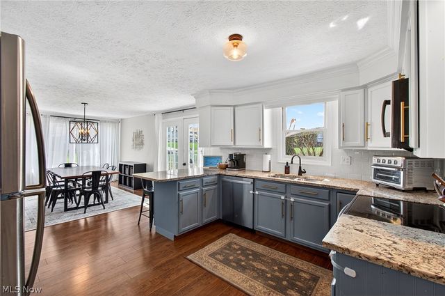 2053 Ironwood Circle NE, Massillon, OH 44646