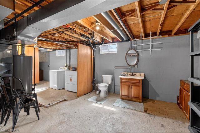 2053 Ironwood Circle NE, Massillon, OH 44646