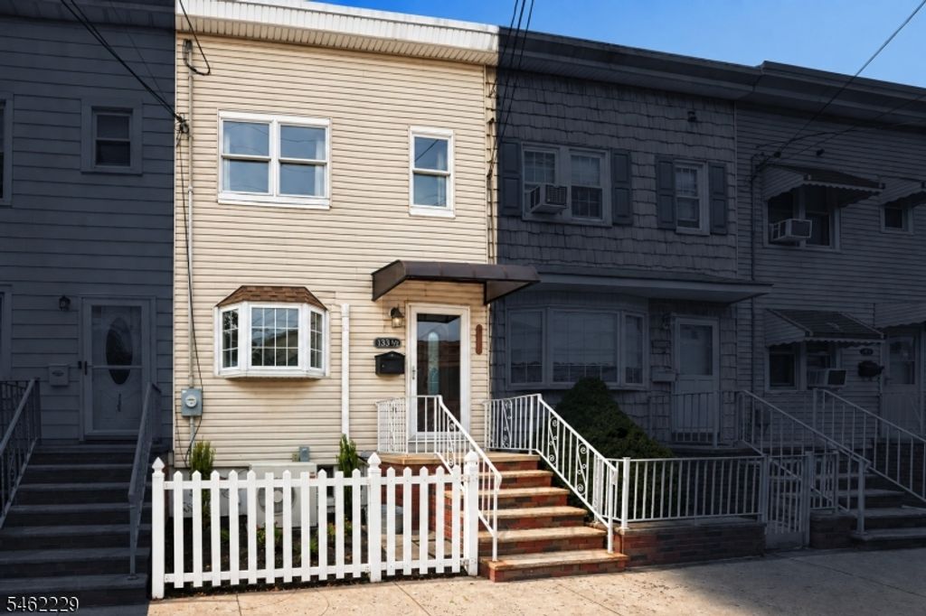 133 1/2 Prospect Ave, Bayonne City, NJ 07002 — exterior