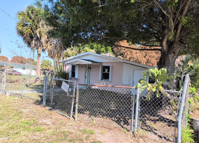 1606 Avenue H, Fort Pierce, FL 34950