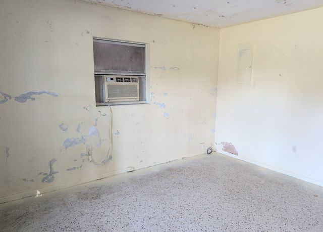 1606 Avenue H, Fort Pierce, FL 34950
