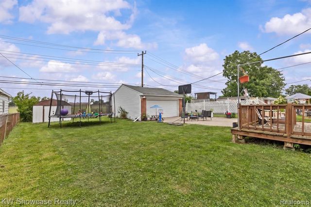 13330 Peach Street, Southgate, MI 48195