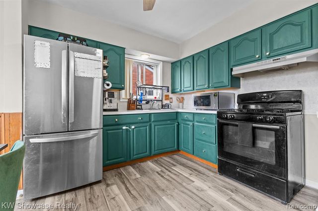 13330 Peach Street, Southgate, MI 48195