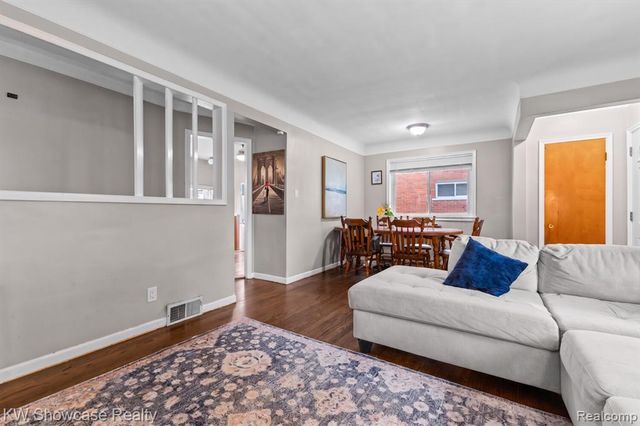 13330 Peach Street, Southgate, MI 48195