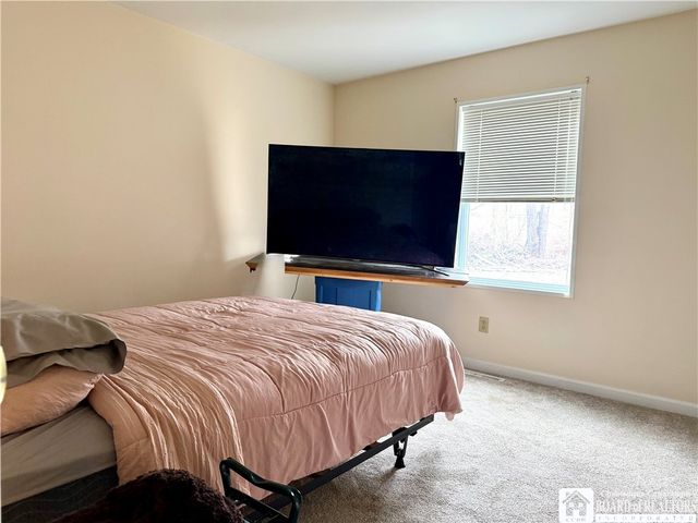 1 Middlesex Drive, Pomfret, NY 14063