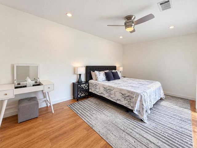 72477 Rolling Knoll Drive, Palm Desert, CA 92260