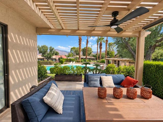 72477 Rolling Knoll Drive, Palm Desert, CA 92260