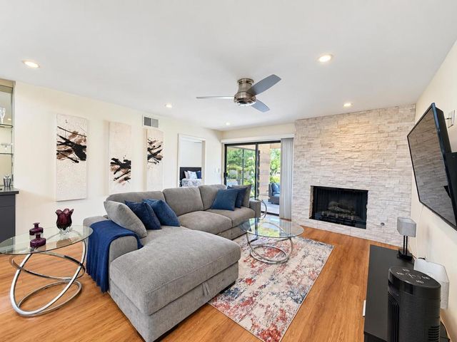 72477 Rolling Knoll Drive, Palm Desert, CA 92260