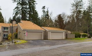 1879 Lexington Cir SE, Salem, OR 97306