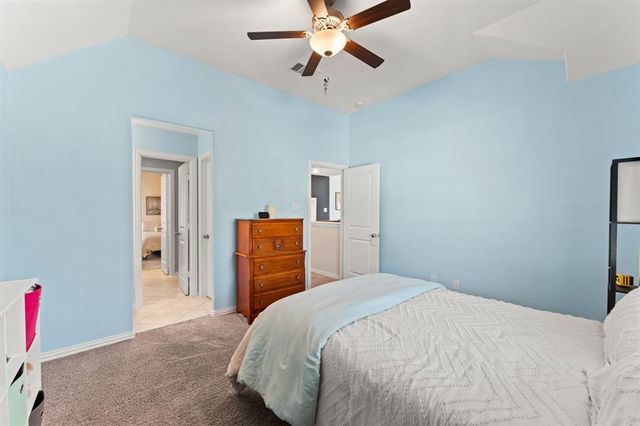 320 Cadela Drive, Montgomery, TX 77316