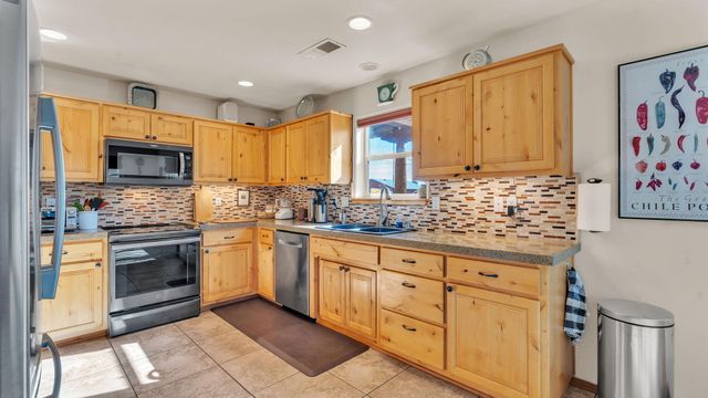 1203 Avenida De Pajarito, Socorro, NM 87801