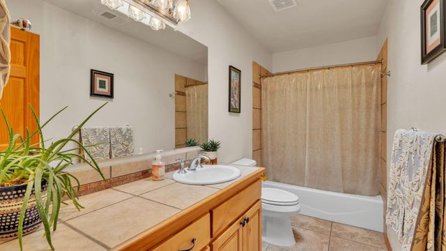 1203 Avenida De Pajarito, Socorro, NM 87801