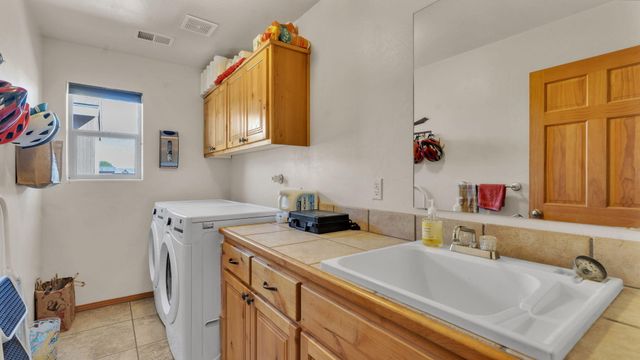 1203 Avenida De Pajarito, Socorro, NM 87801