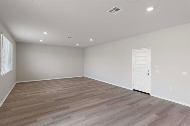 19401 Brush Creek Way, Lake Elsinore, CA 92532