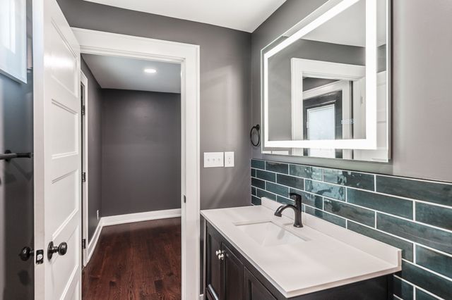 4306 Long Hollow Pike, Goodlettsville, TN 37072