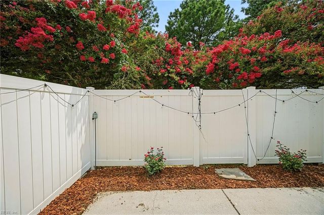 929 Canterwood CT, Virginia Beach, VA 23462