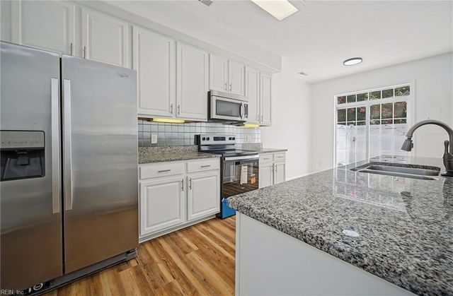 929 Canterwood CT, Virginia Beach, VA 23462
