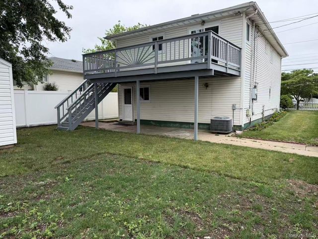 858 Oliver Avenue, Westbury, NY 11590