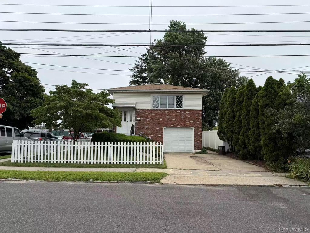 858 Oliver Avenue, Westbury, NY 11590
