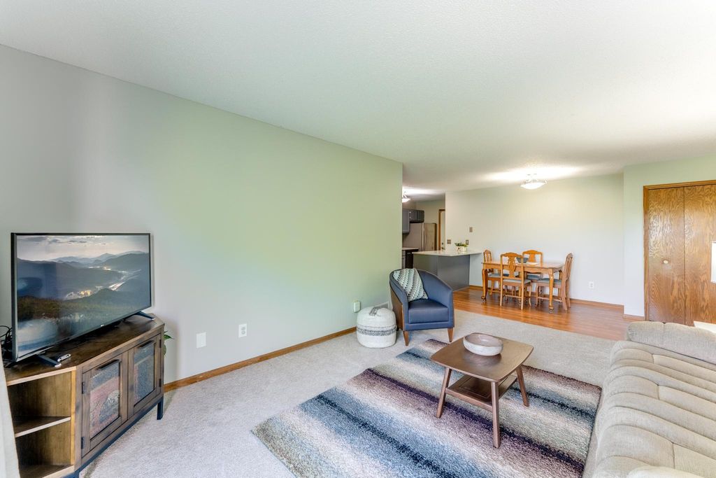 14020 44th Place N 2, Plymouth, MN 55446 — photo 3