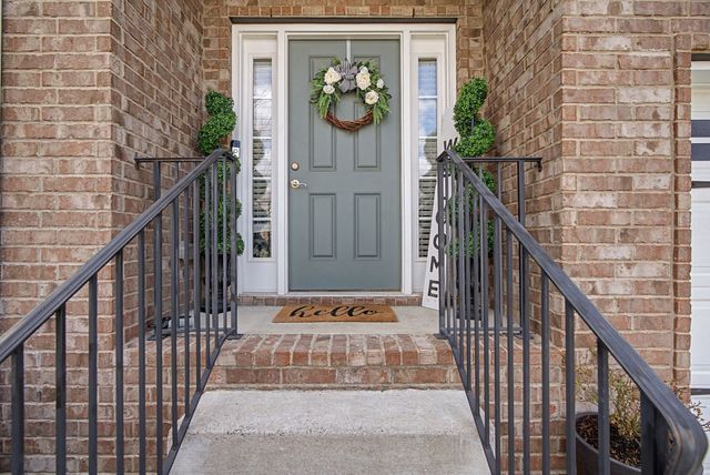 2015 Hedgelawn Dr, Lebanon, TN 37090