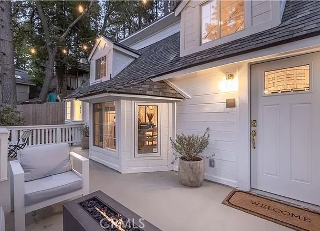 Image 1 of property listing at 810 Sierra Vista, Twin Peaks, CA 92391