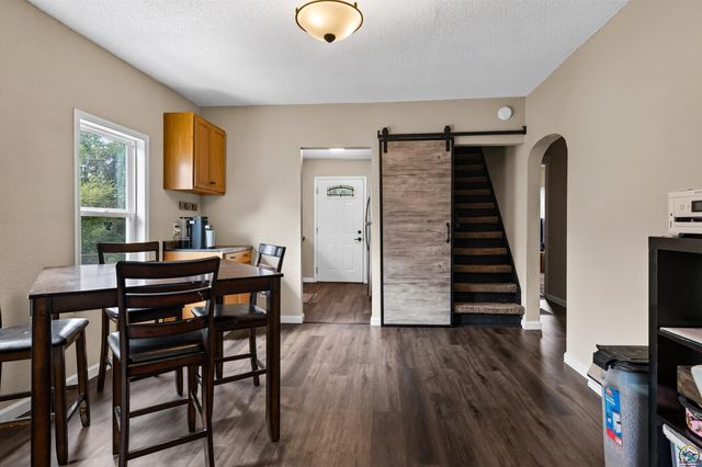 2601 SW Clay ST, Topeka, KS 66611