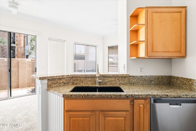 2019 E Campbell Avenue 121, Phoenix, AZ 85016