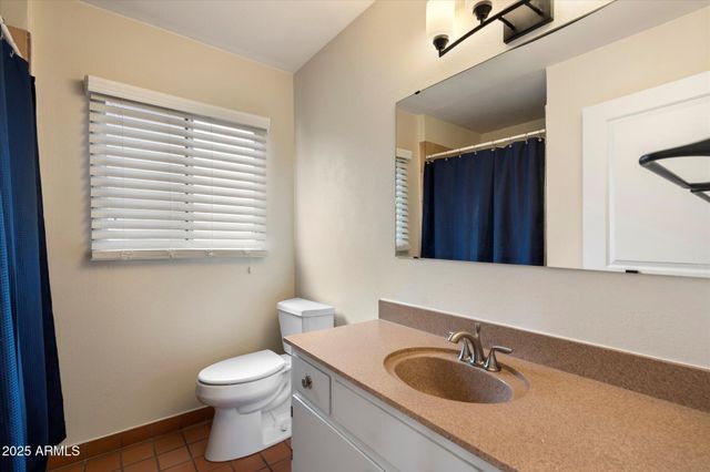 8414 E STELLA Lane, Scottsdale, AZ 85250