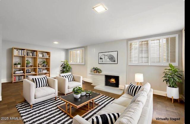 8414 E STELLA Lane, Scottsdale, AZ 85250