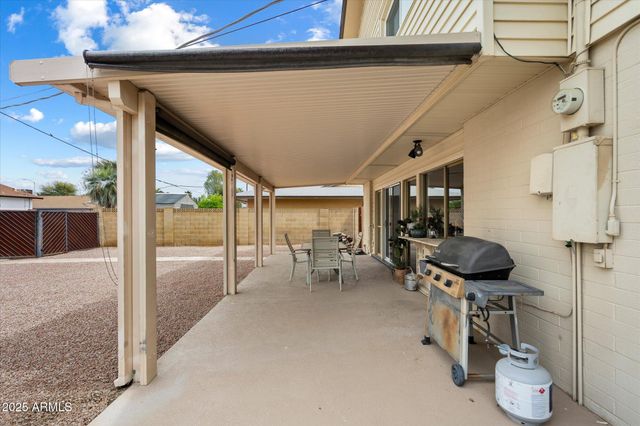 8414 E STELLA Lane, Scottsdale, AZ 85250