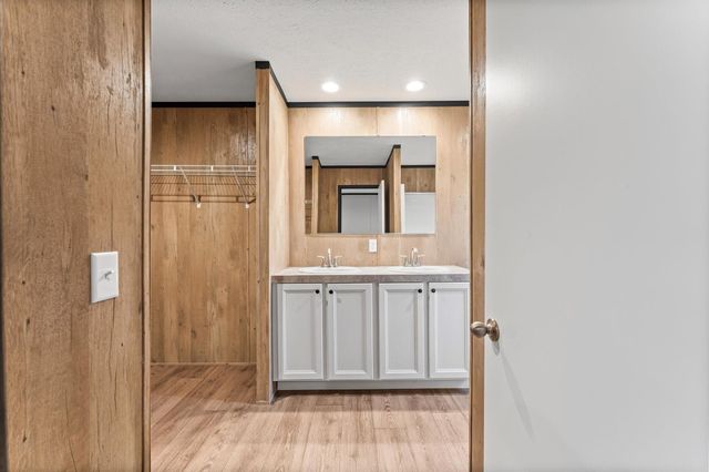 25226 Twin Oaks, New Caney, TX 77357