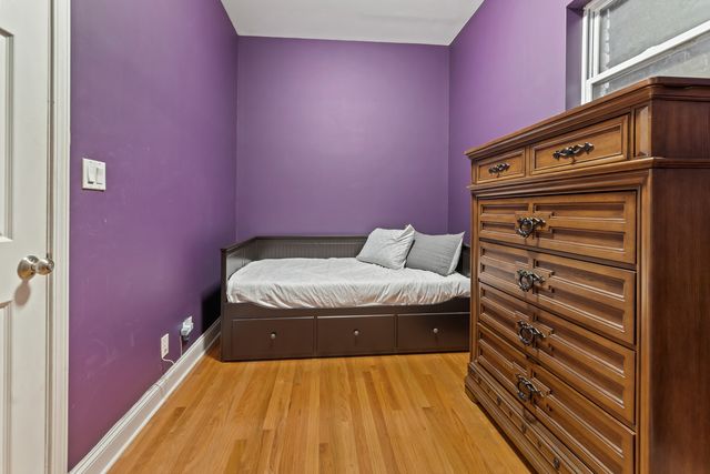 2558 W Haddon Avenue 1, Chicago, IL 60622