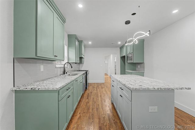 1337 N Boston Place, Tulsa, OK 74106