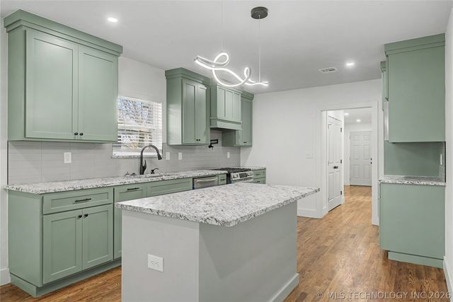 1337 N Boston Place, Tulsa, OK 74106