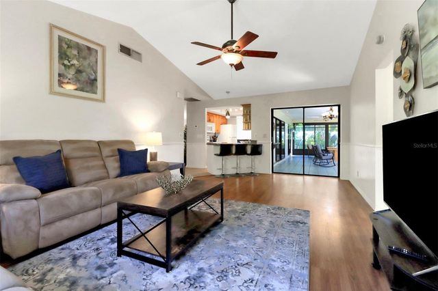4800 SW 12TH PLACE, Cape Coral, FL 33914