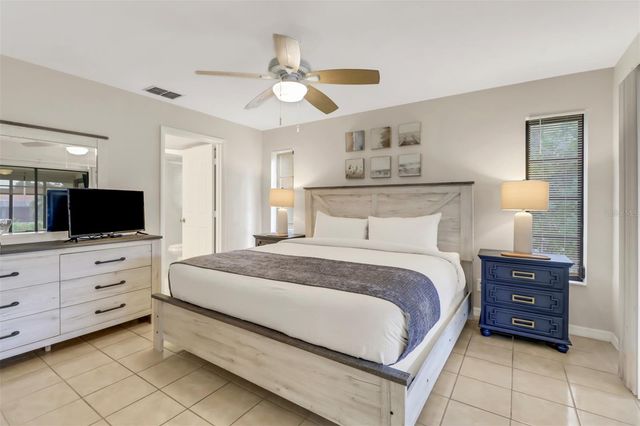 4800 SW 12TH PLACE, Cape Coral, FL 33914