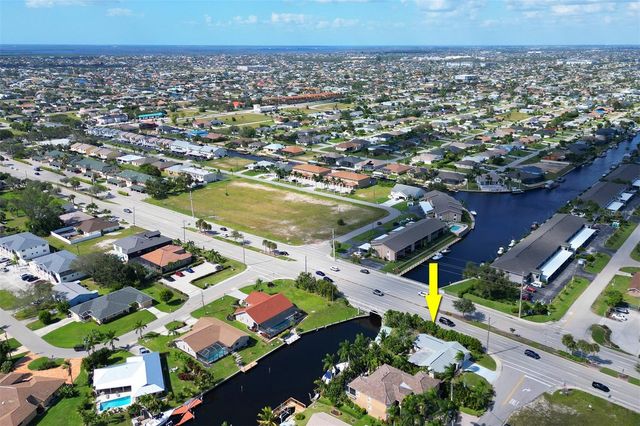 4800 SW 12TH PLACE, Cape Coral, FL 33914