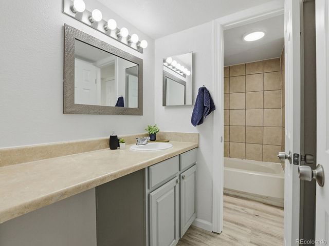 14700 E Kentucky Drive 513, Aurora, CO 80012