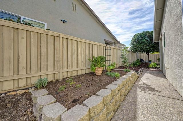 2510 Longspur Loop, Lincoln, CA 95648