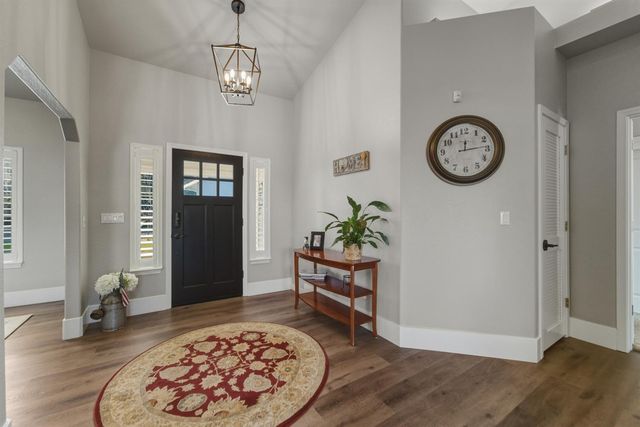 830 Teal Ct, Yuba City, CA 95991