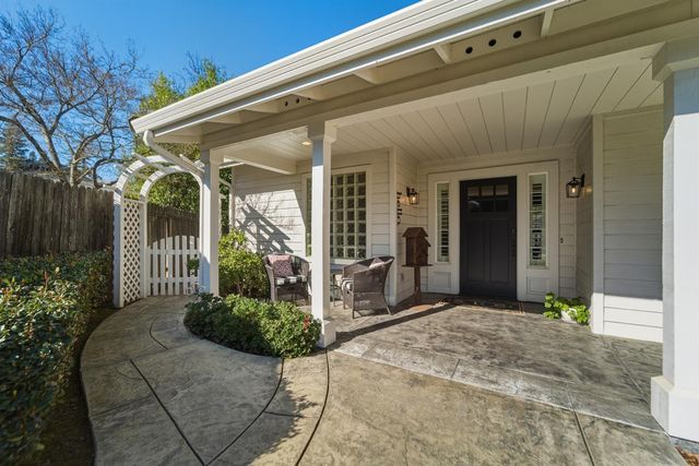 830 Teal Ct, Yuba City, CA 95991