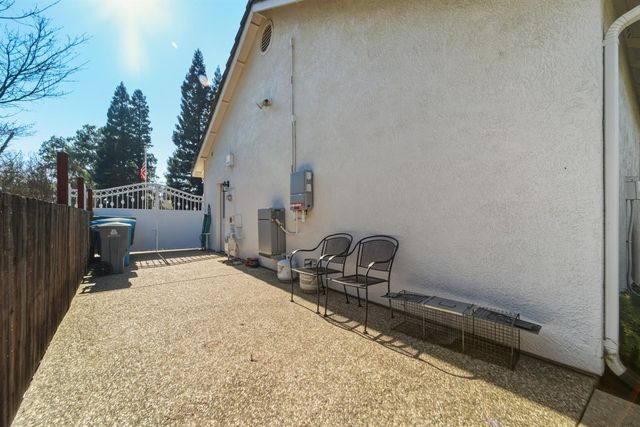 830 Teal Ct, Yuba City, CA 95991