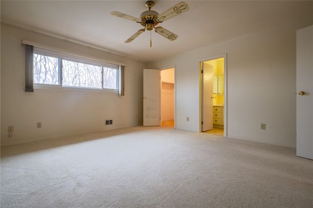 163 New Wickham Drive, Penfield, NY 14526