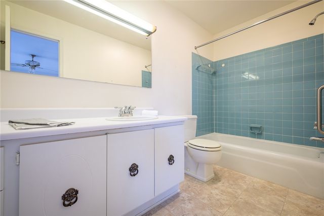 163 New Wickham Drive, Penfield, NY 14526