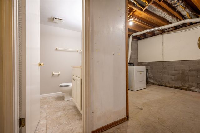 163 New Wickham Drive, Penfield, NY 14526