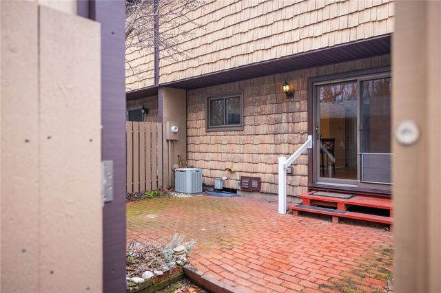 163 New Wickham Drive, Penfield, NY 14526