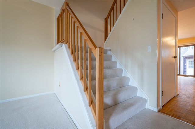 163 New Wickham Drive, Penfield, NY 14526