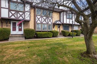 163 New Wickham Drive, Penfield, NY 14526